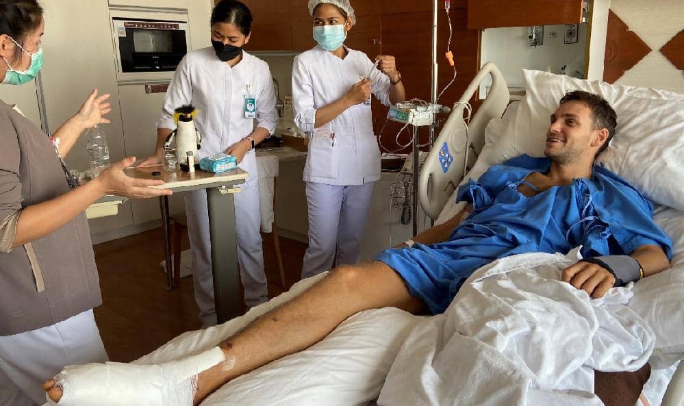 Le projet de taxe touristique en Thaïlande déraille une fois de plus 4 Chris Richardson à l'hôpital